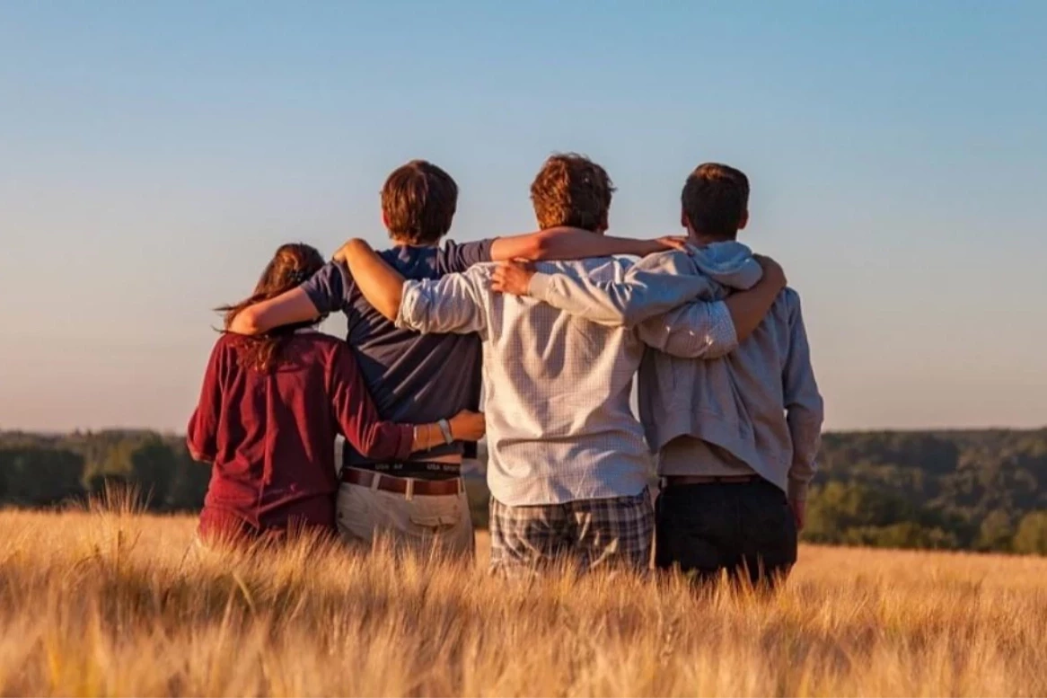 Günümüzde arkadaşlıklar çıkar üzerinden kuruluyor