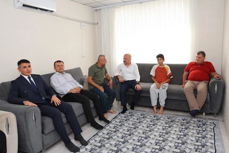 Vali Dr. Osman Varol’dan Babalar Günü’nde anlamlı ziyaret 