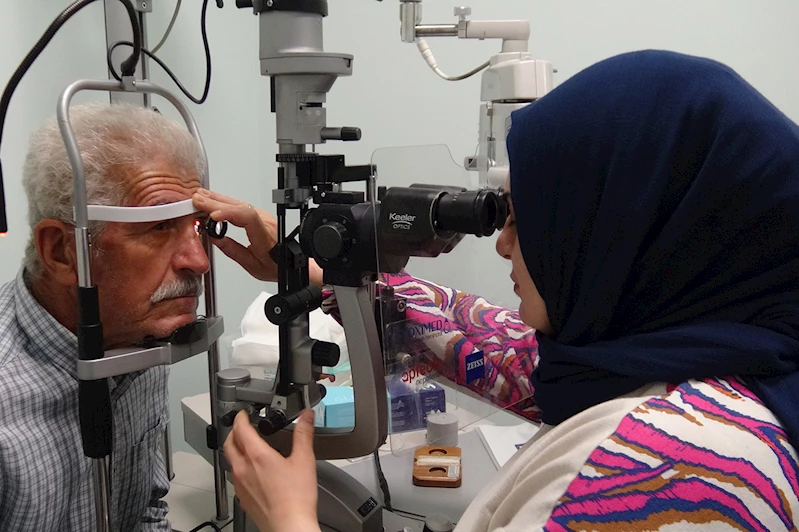 Prof. Dr. Akpolat: Sigara, göz sağlığını tehdit eden ciddi bir risk faktörüdür