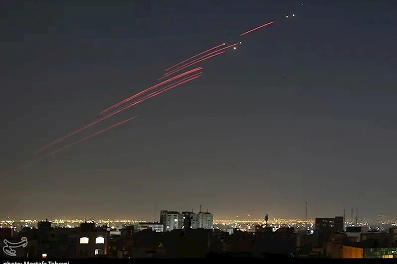 İran Ordusu: 28 düşman hava aracı düşürüldü, işgale ait Hermes casus İHA’sı imha edildi