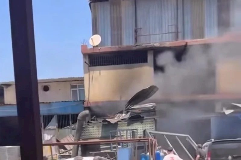 Sanayi sitesindeki iş yerinde patlama: 3 işçi yaralandı