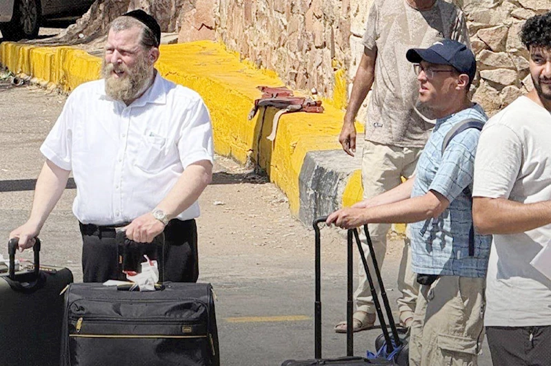 Ev sahibi direnir, hırsız kaçar: Siyonistler bir kez daha maskeyi düşürdü