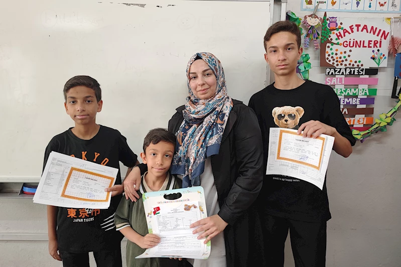 Karnelerini alan Gazzeli kardeşler sevinç ve hüznü birlikte yaşadı