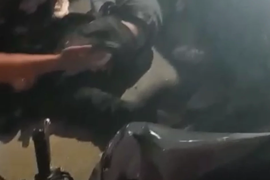 Otomobil ile çarpışan kurye yaralandı