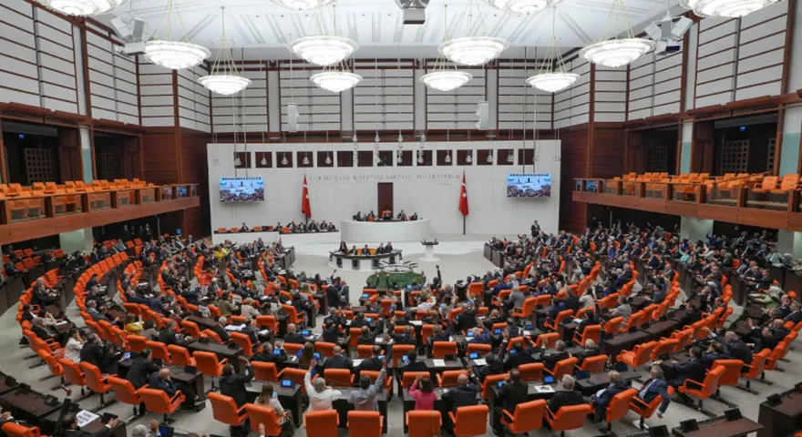 AK Parti’den 29 Maddelik Sağlık Düzenlemesi TBMM’de