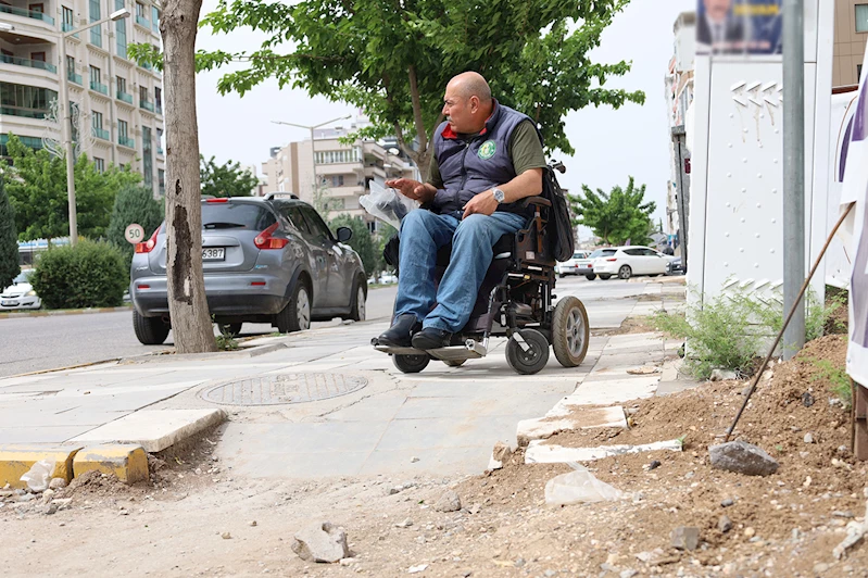 Şanlıurfa’da engellilerden tepki: Kaldırım değil, engel yapılıyor