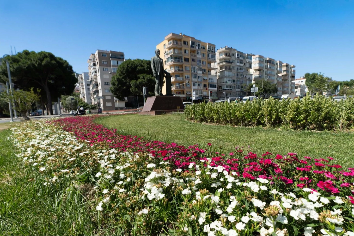 İzmir’e yazlık dokunuş