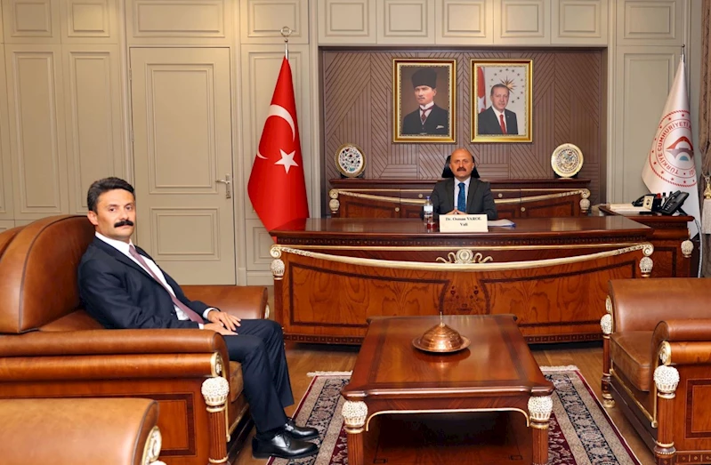 Vali Dr. Osman Varol, Besni Kaymakamı Ahmet Oğuz Aslan’ı kabul etti 