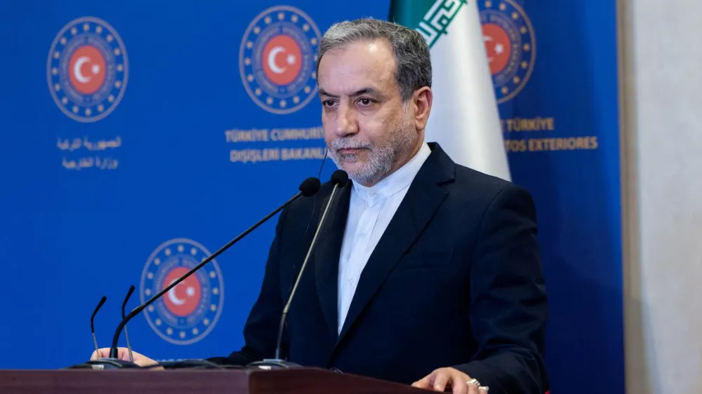 İran’dan Trump’ın “Görüşeceğiz” Açıklamasına Sert Yanıt: “Henüz Müzakere Yok”