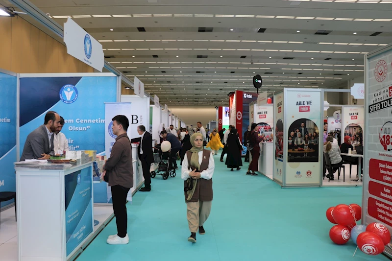 Aile ve İyilik temalı Uluslararası Aile Fuarı açıldı