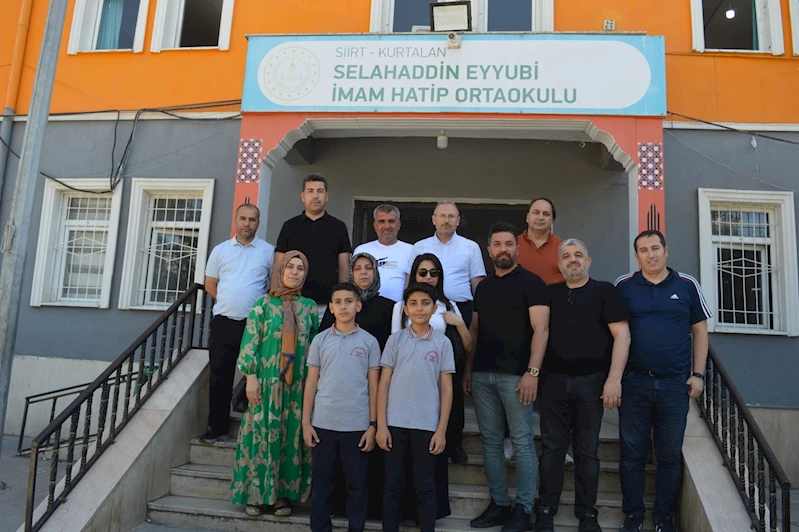 İmam Hatipli iki öğrenciden Türkiye birinciliği: Hem başarı hem maneviyat