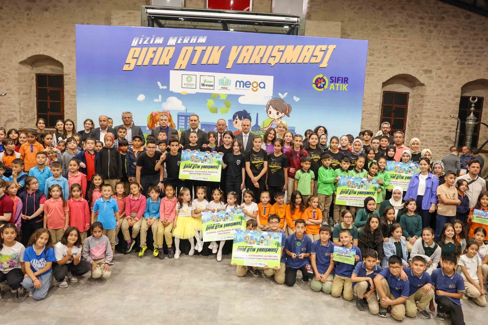 Konya Meram’da öğrenciler ‘temiz Bir Gelecek’ için yarıştı