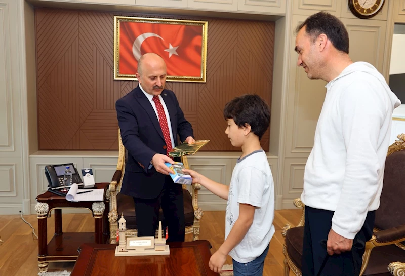 Vali Osman Varol, ‘Halk Buluşmaları’ ile vatandaşların taleplerini dinliyor 