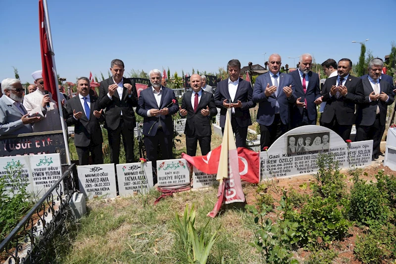 Başkan Tutdere, protokolle birlikte bayram ziyaretlerinde bulundu  - Videolu Haber