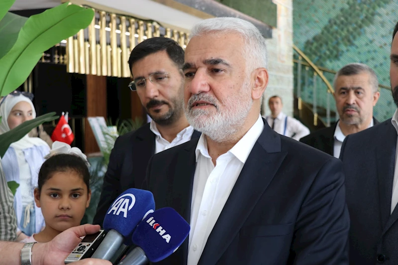 HÜDA PAR Genel Başkanı Yapıcıoğlu, Filistinli aileleri ziyaret edip bayramlaştı