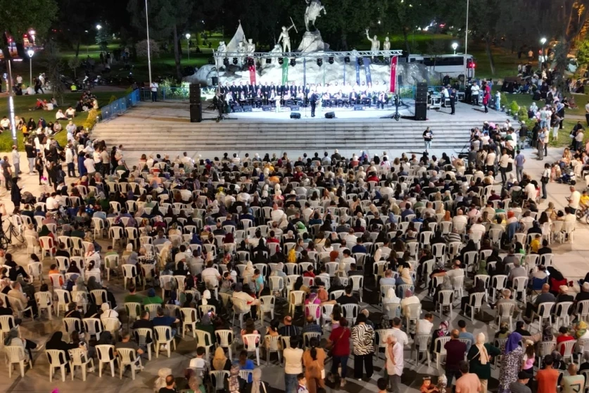 Bursa İnegöl’de Türk Sanat Müziği ziyafeti