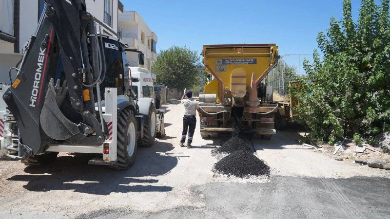 Kent genelinde eş zamanlı yol, kaldırım ve asfalt çalışmaları sürdürülüyor  - Videolu Haber