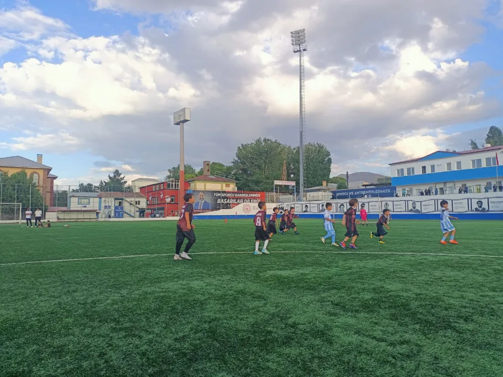 GELECEĞİN YILDIZLARI SAHADA PARLADI…