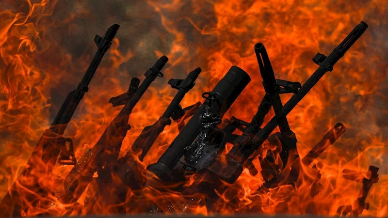 PKK’nın Süleymaniye’deki silah bırakma töreni dünya basınında: Türkiye’nin iç siyaseti ve bölge dengeleri değişiyor 