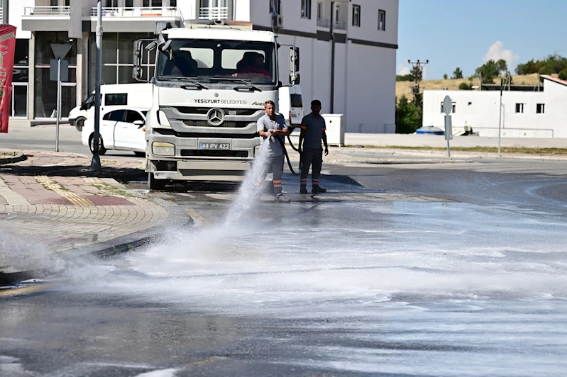 Belediye Başkanı Geçit: Hizmetlerimizin ilk sırasında temizlik ve çevre düzenlemesi geliyor