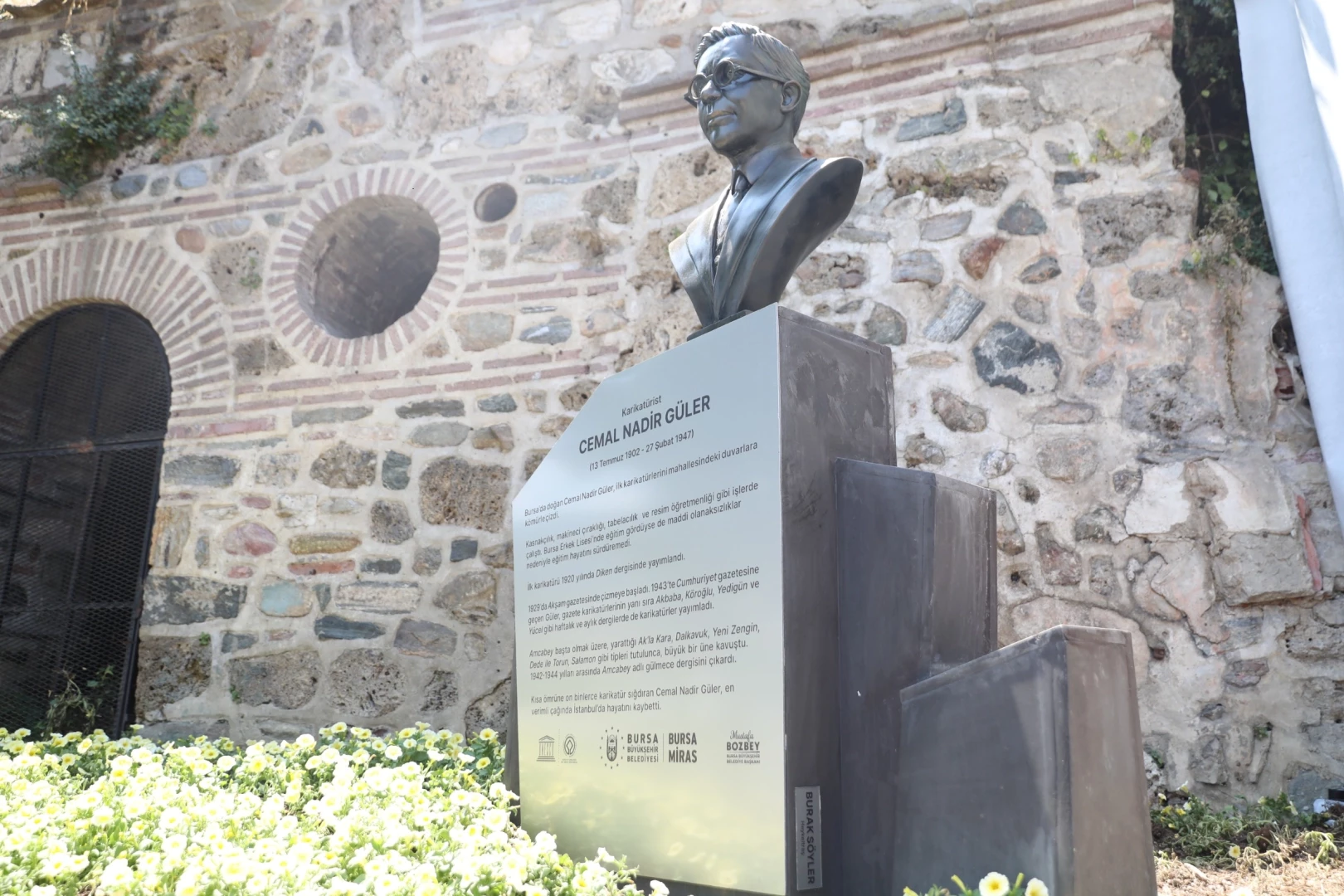 Bursalı sanatçı Cemal Nadir’in anısı yaşatılıyor