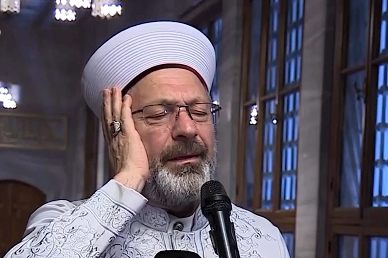 Darbe girişiminin yıl dönümünde 81 ilde sela okundu