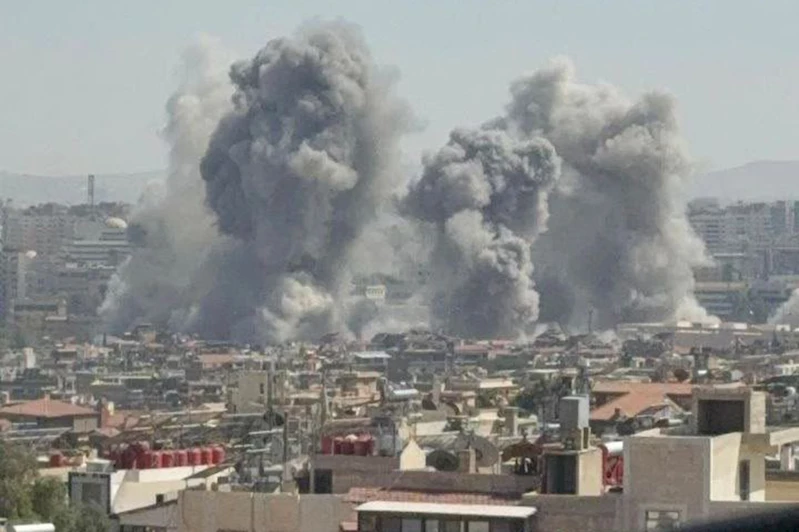 Siyonist işgalciler Şam