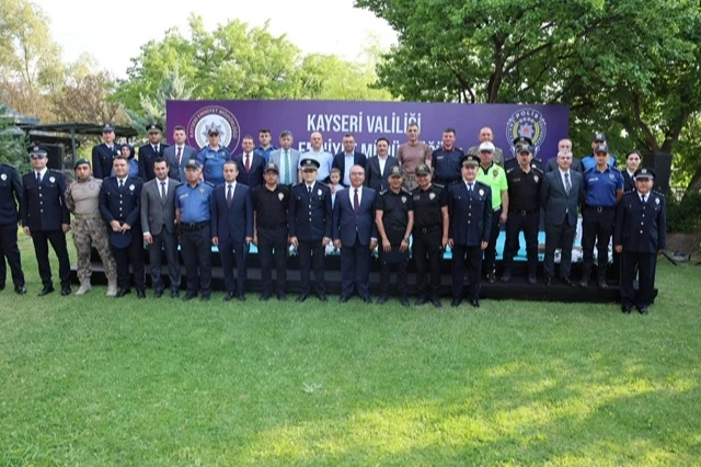 Terfi eden Kayseri polisi ödüllendi