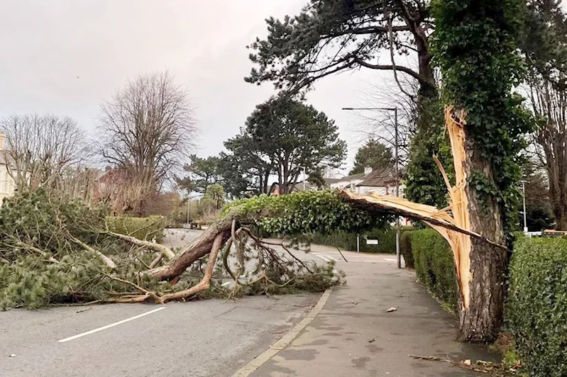 Meteoroloji uyardı: Kuvvetli rüzgâr birçok bölgede hayatı olumsuz etkileyebilir