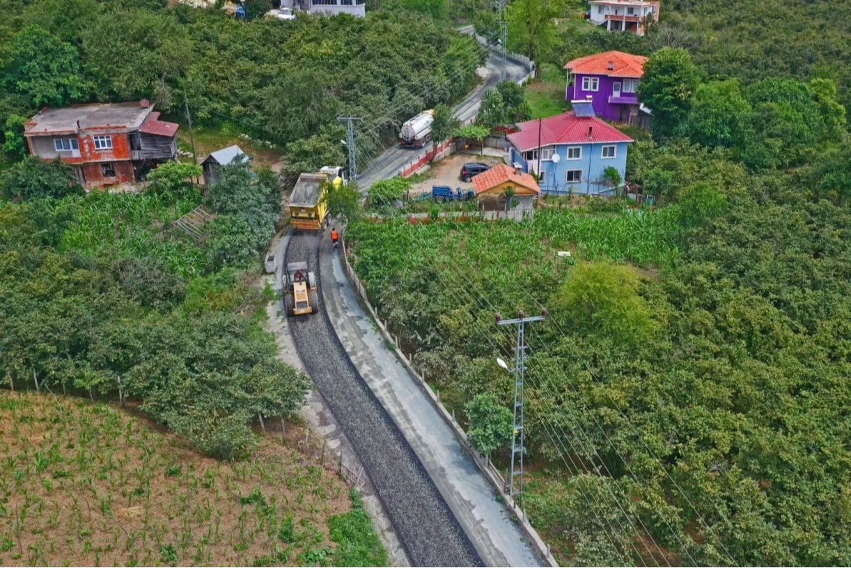 Ordu Ünye Denizbükü Mahallesinde asfalt sevinci