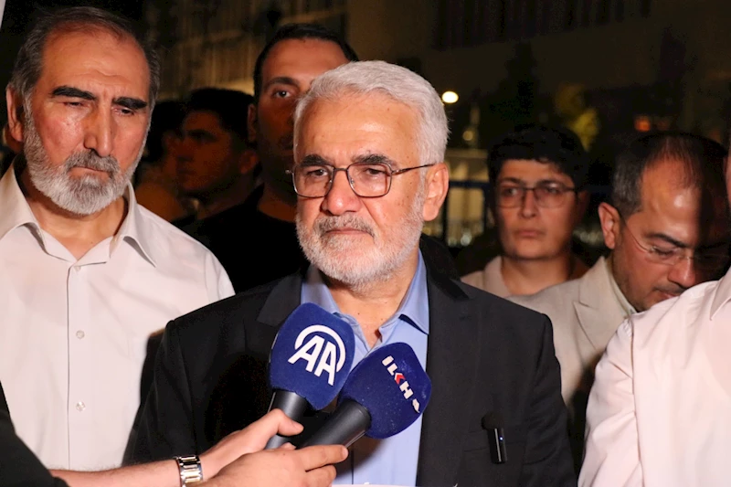 Yapıcıoğlu: İnsani yardım koridoru bir an önce açılmalı, gerekiyorsa askeri güçle açılsın