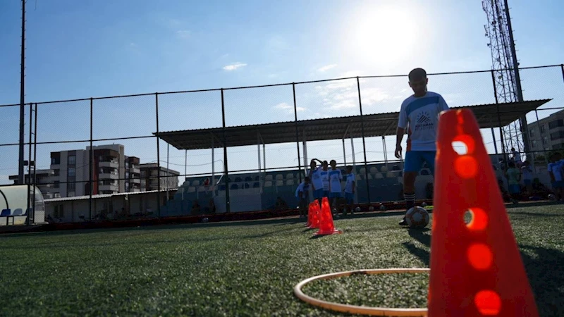 Adıyaman Belediyesi Yaz Spor Okulları’nda futbol coşkusu  - Videolu Haber