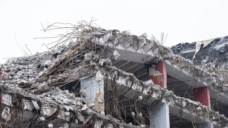 Anaç’tan ‘Toz Bastırma Aracı’ sorusu: ‘Halkın Parasıyla Alınan Araç Nerede?’ 