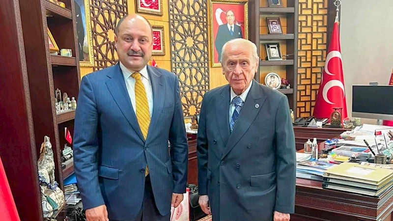Mehmet Kasım Gülpınar’dan Bahçeli’ye sürpriz ziyaret: MHP’ye mi geçiyor? 