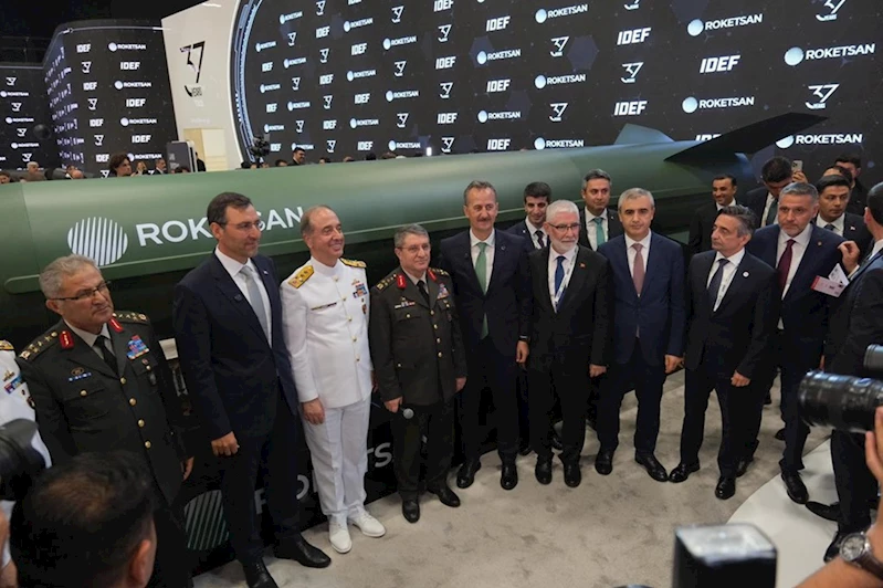 Roketsan en uzun menzilli füze dahil, 6 yeni silahını tanıttı