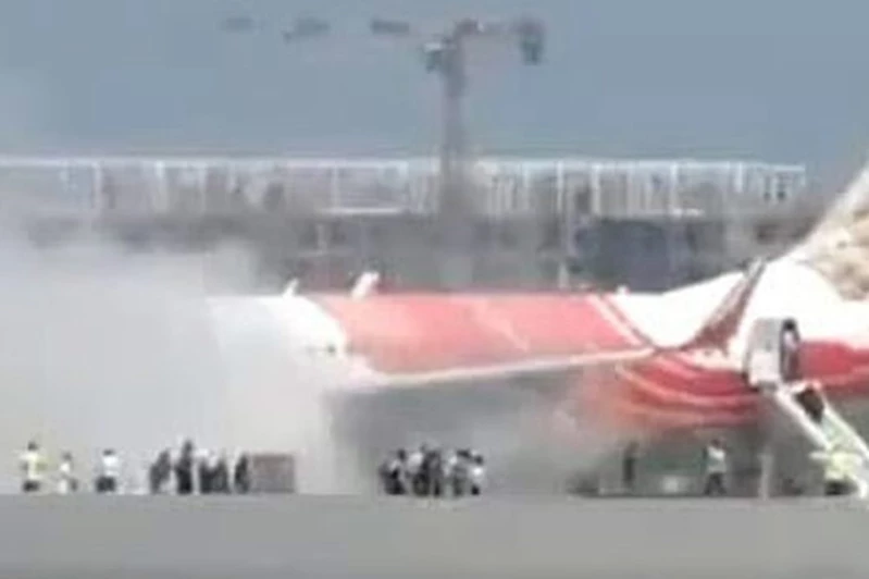 Air India uçağında facianın eşiğinden dönüldü