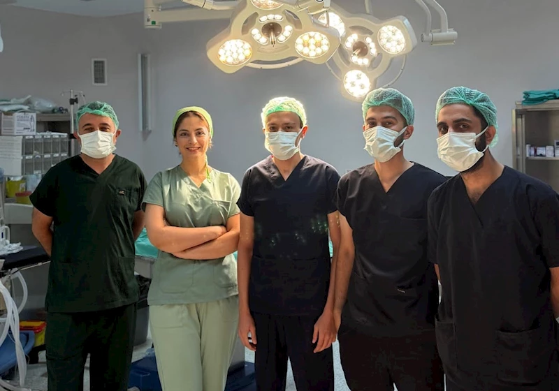 Gölbaşı’nda ilk izsiz cerrahiyle rahim sarkması ameliyatı yapıldı 