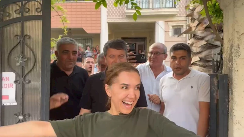 Elektronik kelepçe çıkartıldı, Başkan Tutdere eşi ile kapı önüne çıktı: 