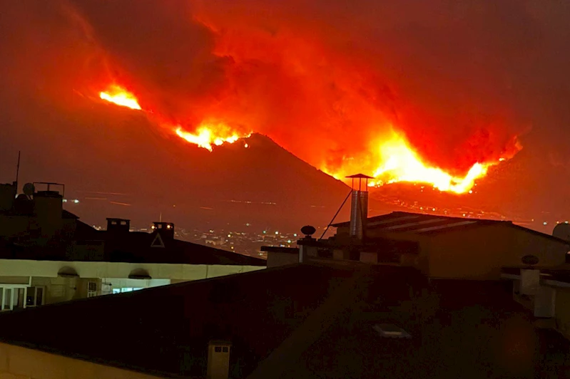 Bursa yanıyor: TOKİ konutları boşaltıyor