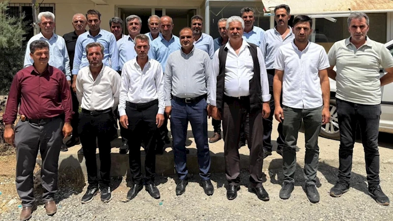 Sincikli 19 köy muhtarı toplantılara katılmayarak Milletvekili İshak Şan’ı protesto etti 