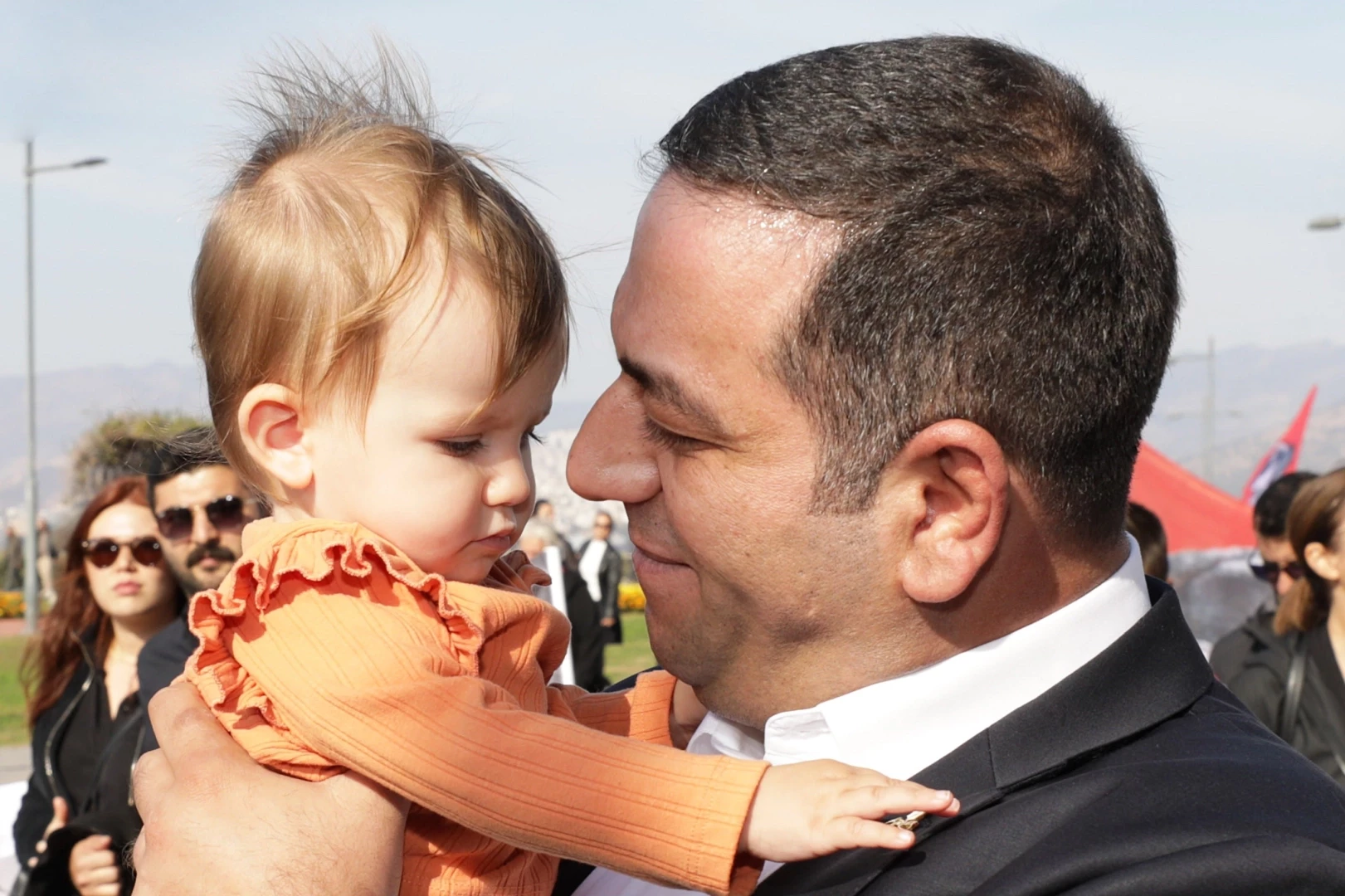 İzmir Narlıdere’den miniklere ilk destek