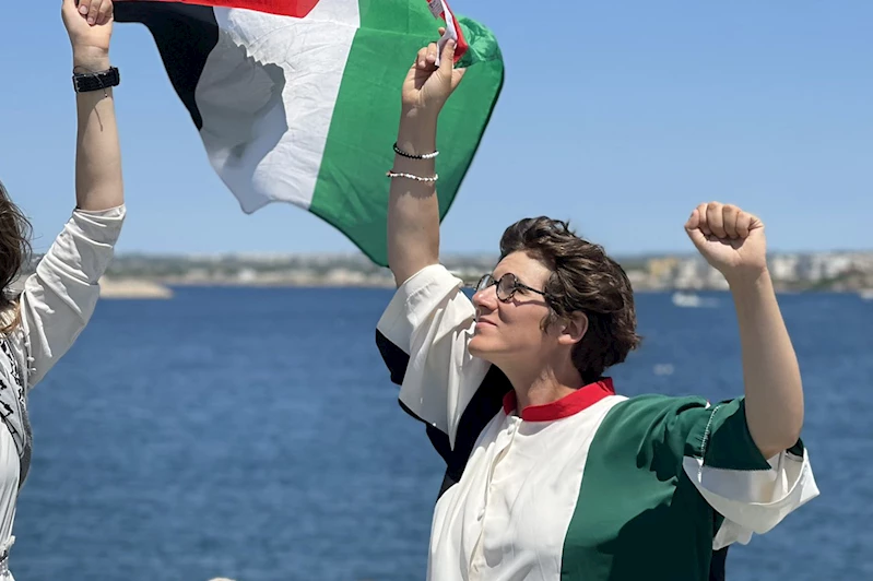 Fransız Vekil Kathala: Bizi kaçırdılar, aşağılayarak arama yaptılar, 