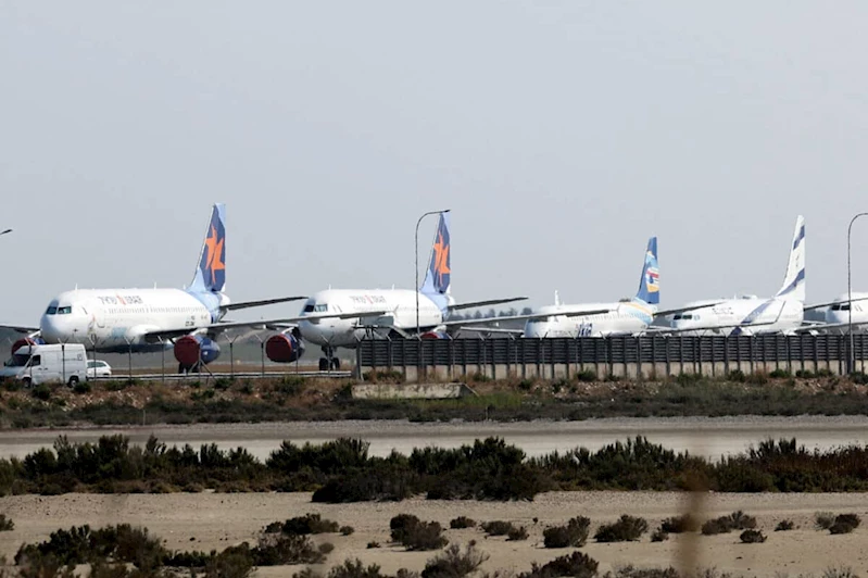 İran hava sahasını yeniden kapattı