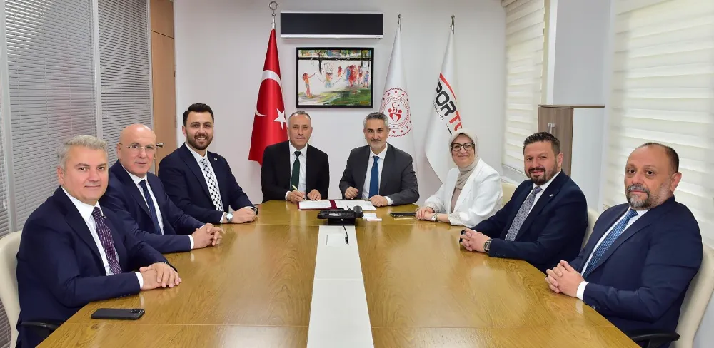 Bandırma’ya Dev Spor Yatırımı! Gençlik İçin İmzalar Ankara’da Atıldı