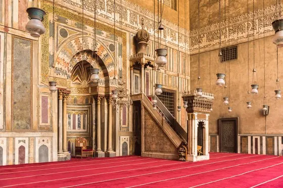 “Hak Yiyen Mü’min Olmaz”