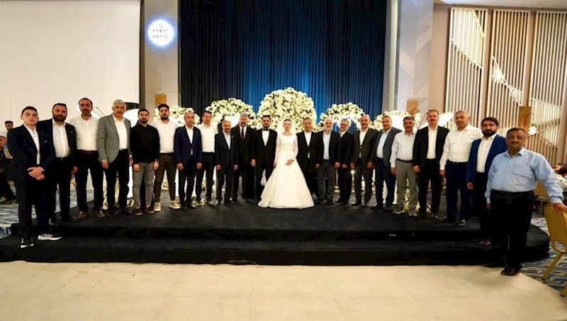 Adıyaman’da siyaset ve bürokrasi dünyası bu düğünde buluştu 