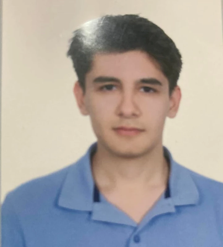 Kamyonla çarpışan motosiklet sürücüsü öldü 