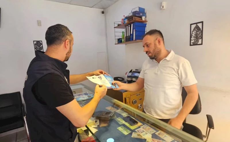 Besni’de esnaflara ‘Dolandırıcılık’ konularında bilgilendirme yapıldı 