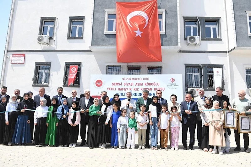 Prof. Dr. Erbaş: Ailemize sahip çıkmamız lazım