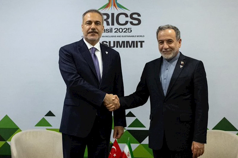 Dışişleri Bakanı Fidan, İranlı mevkidaşı Erakçi ile görüştü